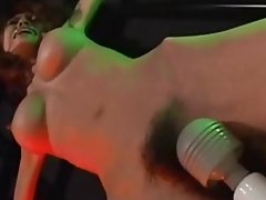 Petite นคนเอเชียถูกมัดและ toyed