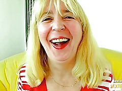 Oma(68)haarig und geil blaesst und fickt ห้องดิ๊ก