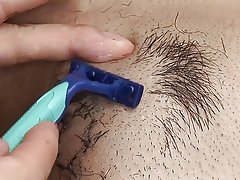 ผู้หญิงชอบรับโฟว์ซัมแล้วสาว forplay กับไม้เทนนิสและ dildo